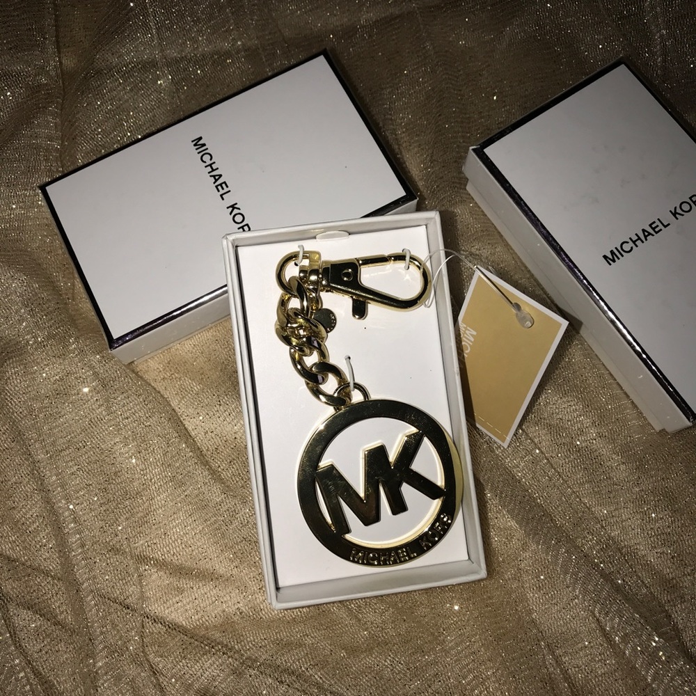 Michael Kors signature MK keychain NWT